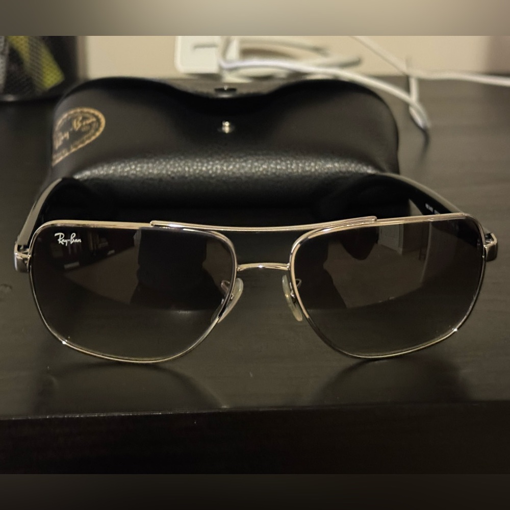 Men’s Rayban Sunglasses